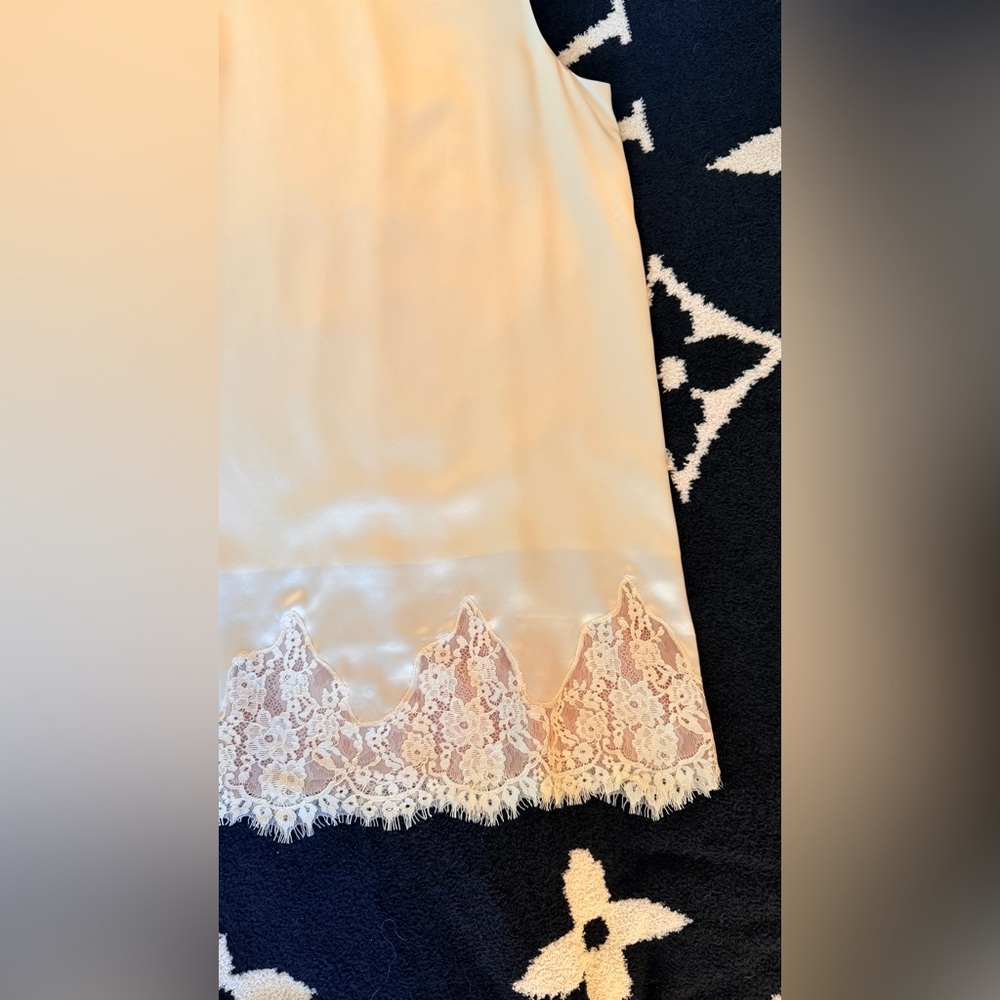 Reformation Jessalyn Silk Dress In Almond, NWOT, NEVER WORN, NO FLAWS. - Picture 7 of 16
